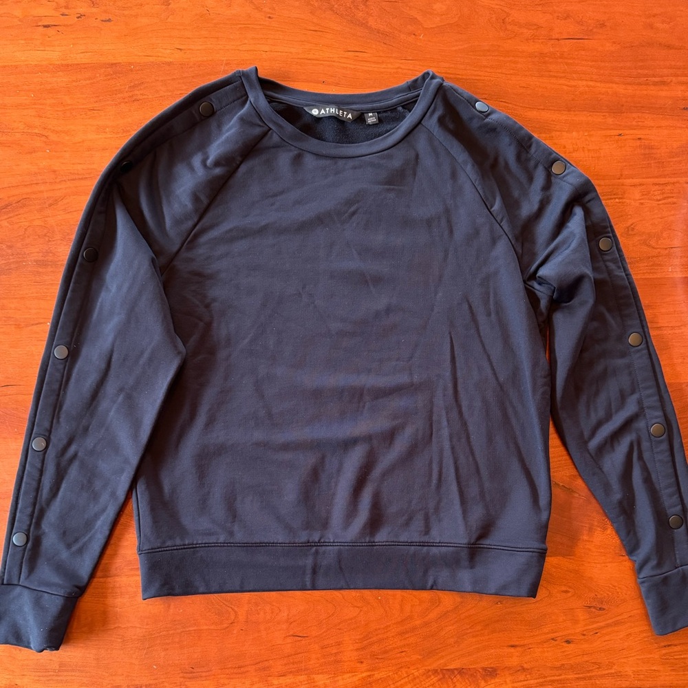 Athleta Women’s Black Snappy Sleeve Button Long Sleeve Sweatshirt